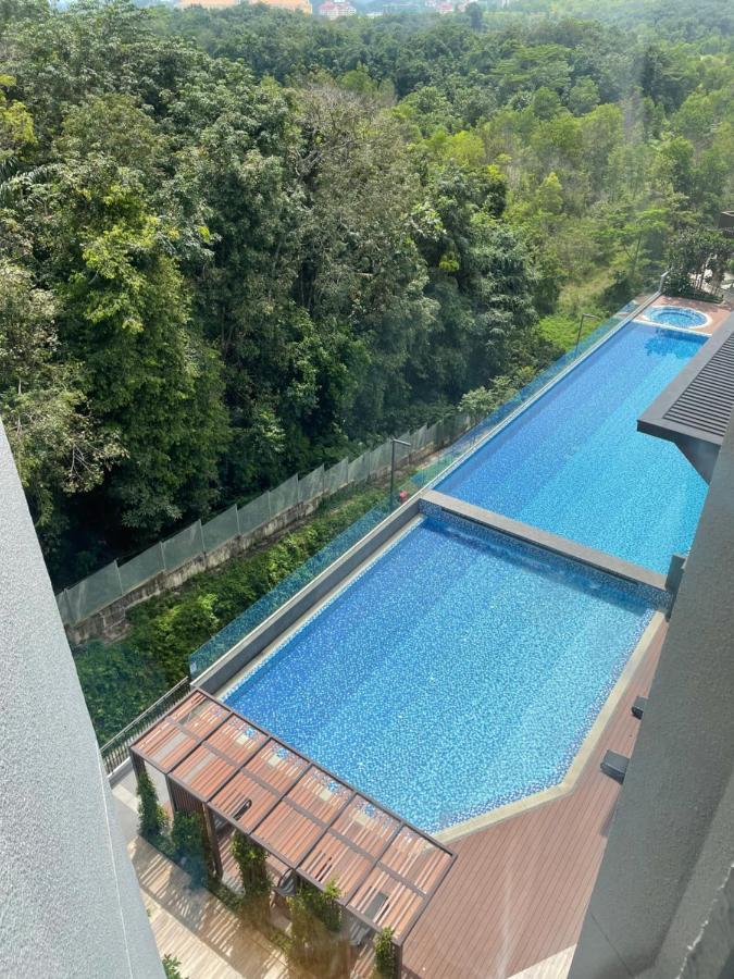 Stayje Putrajaya, 5 Minutes To Ioi City Mall, Wifi , Netflix, Free Parking Eksteriør bilde